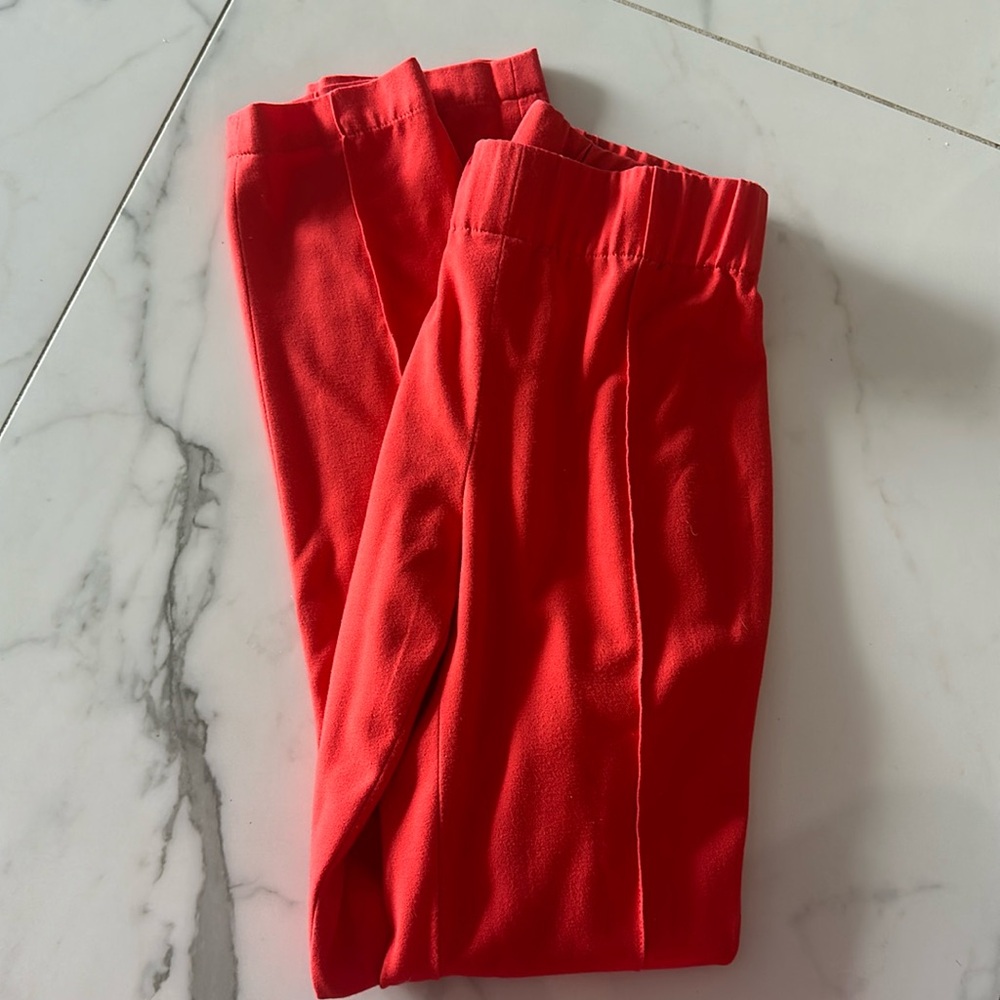 BCBG red pants size Xs